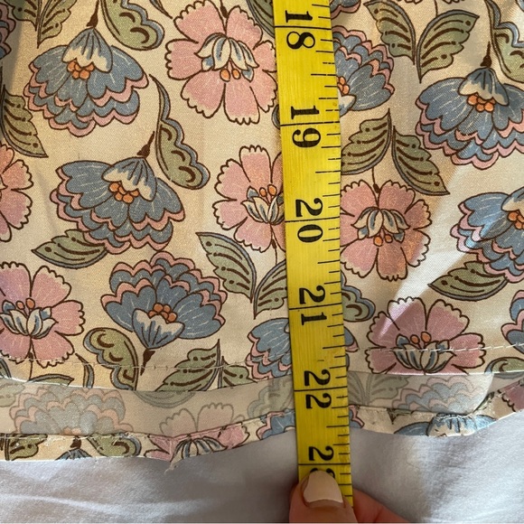 Zara Girls’ Midi Satin Pastel Flower Skirt - Picture 7 of 7